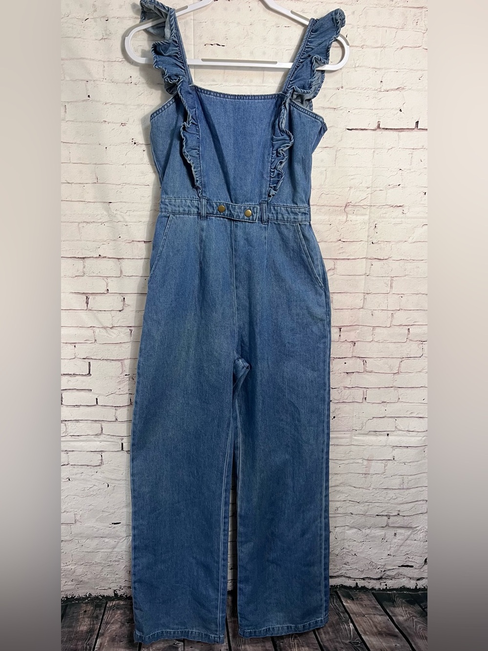 NWT Forever 21 Blue Denim Overalls Ruffle Strap Wide Leg Jumpsuit Size Small